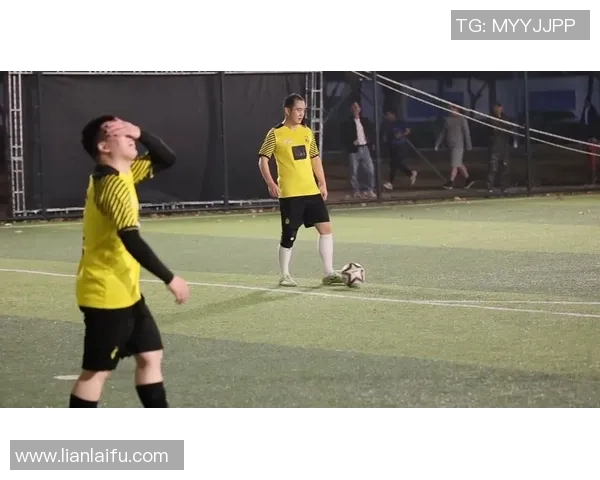 足球明星射门技巧与传奇瞬间的精彩回顾与分析